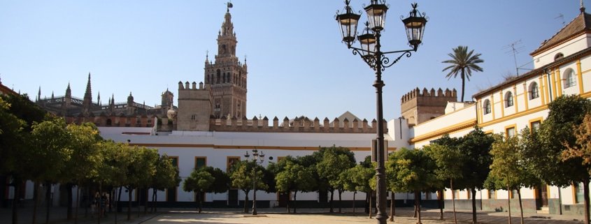 Tours por Sevilla : EXCAVACIONES DEL PATIO DE BANDERAS