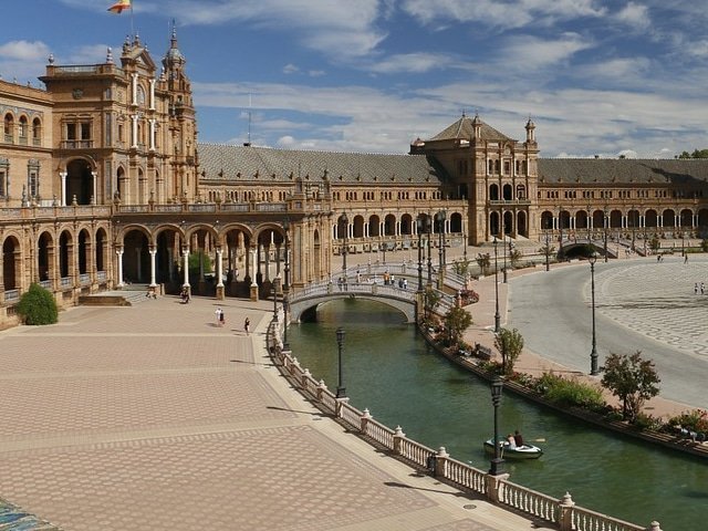 Tours in Seville