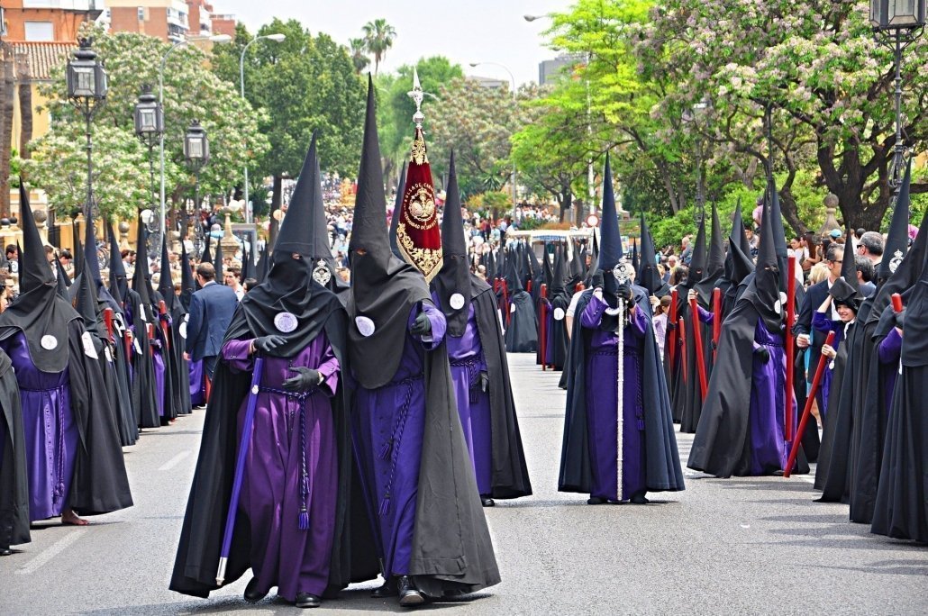 Guía para disfrutar Sevilla en Semana Santa TourSevilla