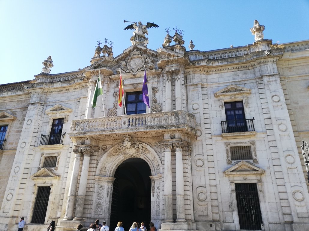 4 esculturas de Sevilla fascinantes y fabulosas