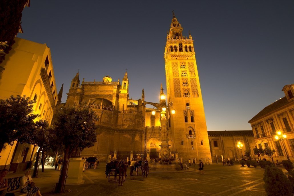 The Giralda, 5 amazing stories about the tower of the Cathedral of Seville