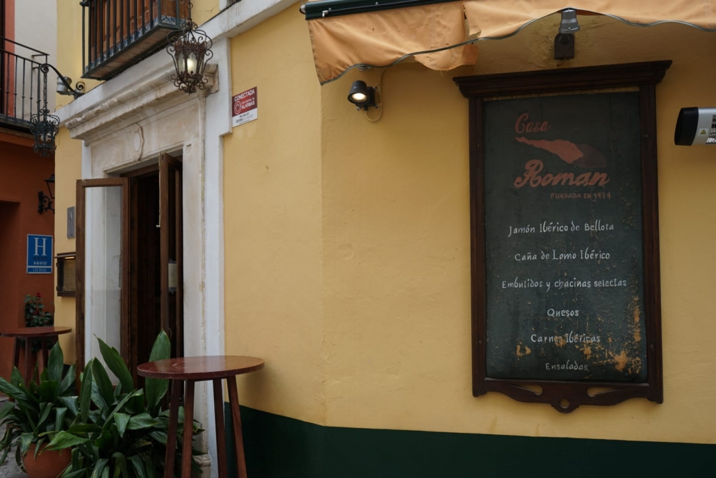 6 traditional bars in Seville. Toursevilla's choice